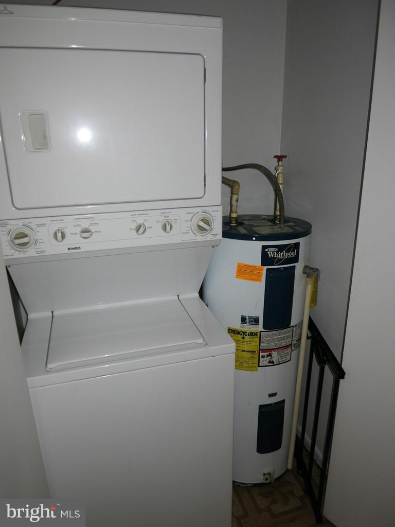906 Price Road Salisbury, MD 21801 - Photo 14 of 14 Laundry