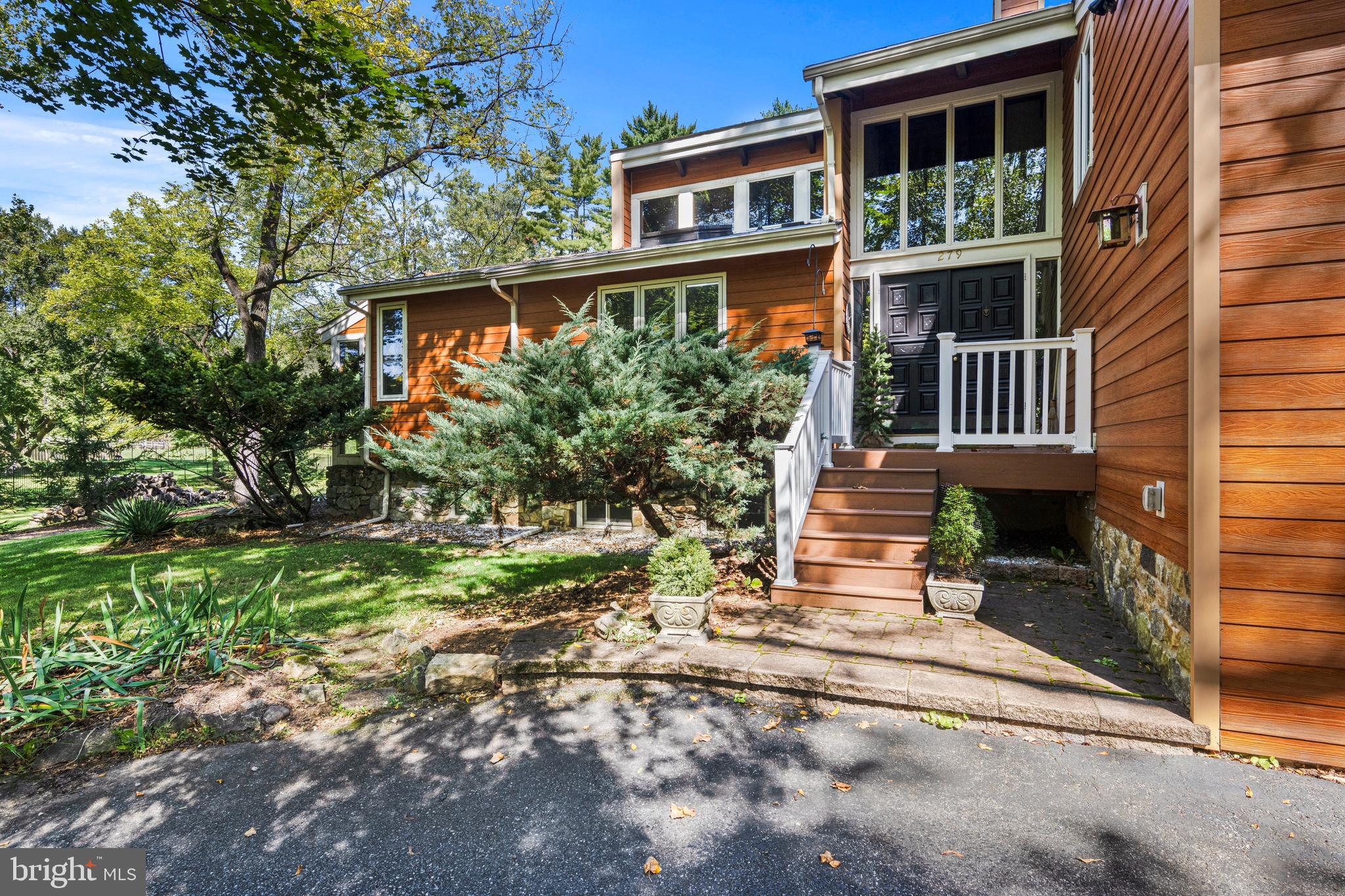 279 Lapp Road Malvern, PA 19355 - Photo 4 of 15 Main Entrance