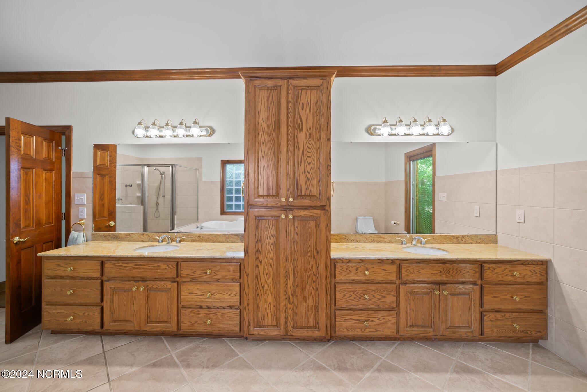 100 Rappahannock Drive Chocowinity, NC 27817 - Photo 31 of 53 031 Ensuite Bath