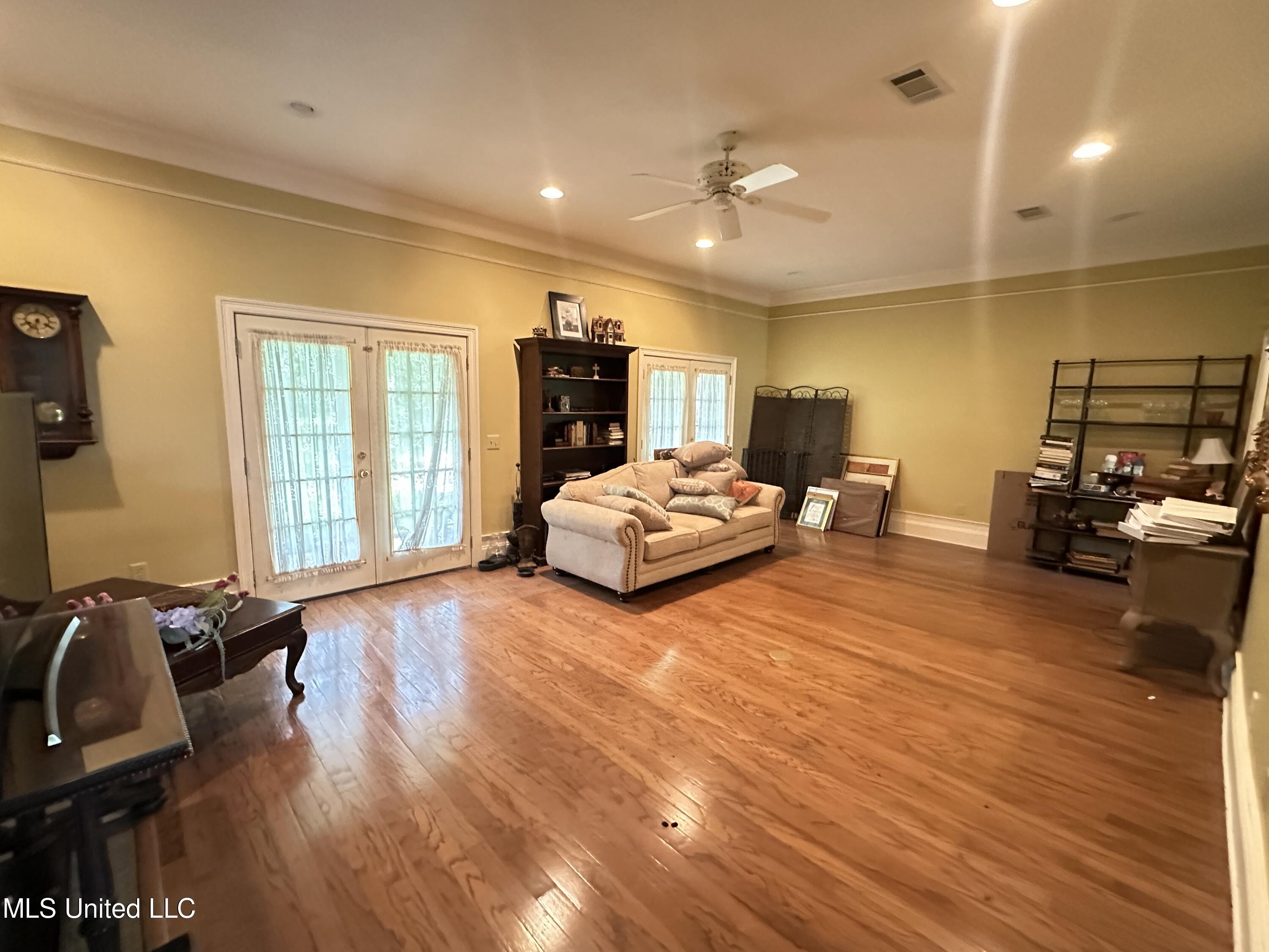 155 Lakeview Road Brandon, MS 39047 - Photo 19 of 19 IMG_5505