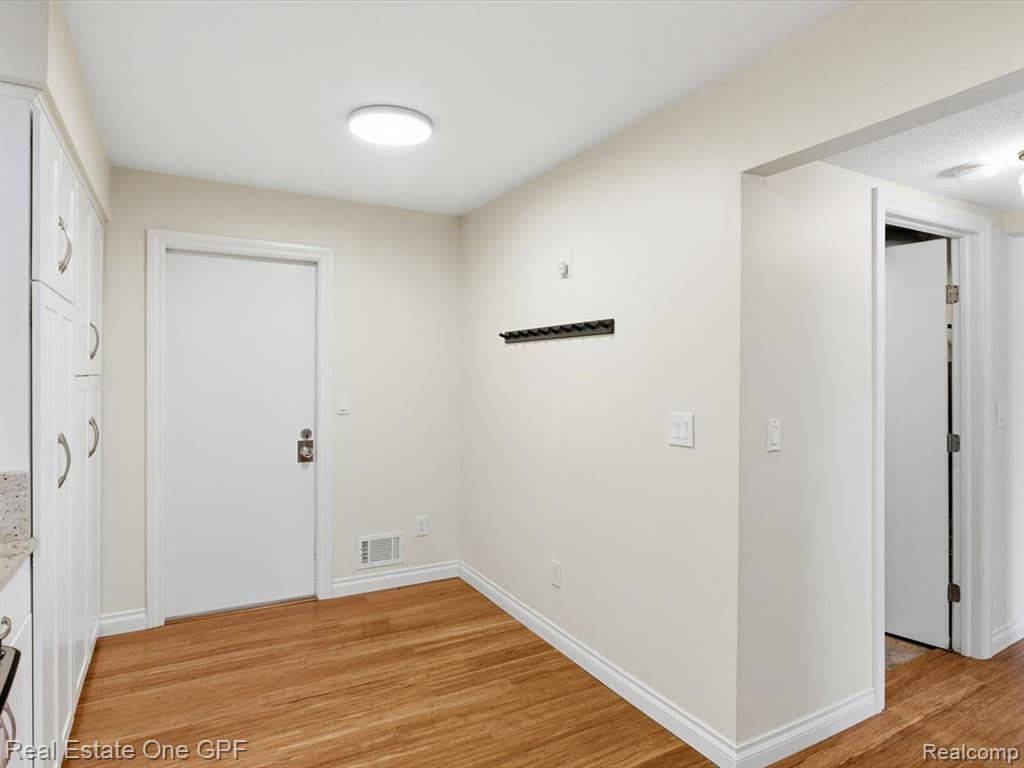 1715 River Road, Unit 22 St. Clair, MI 48079 - Photo 21 of 57