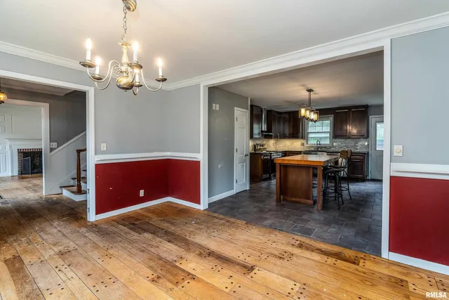 $269,900 | 3000 West Kent Drive, Carbondale, IL 62901