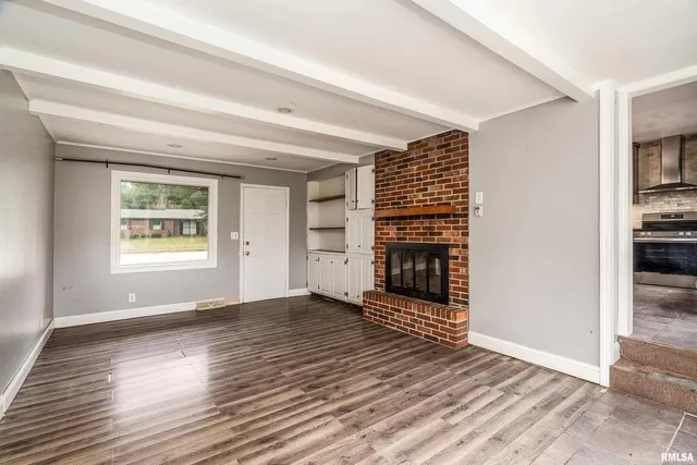 $269,900 | 3000 West Kent Drive, Carbondale, IL 62901