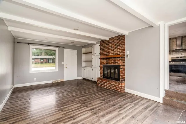 $269,900 | 3000 West Kent Drive, Carbondale, IL 62901