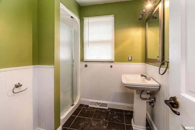 $269,900 | 3000 West Kent Drive, Carbondale, IL 62901