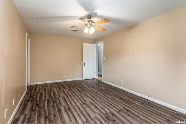 $269,900 | 3000 West Kent Drive, Carbondale, IL 62901