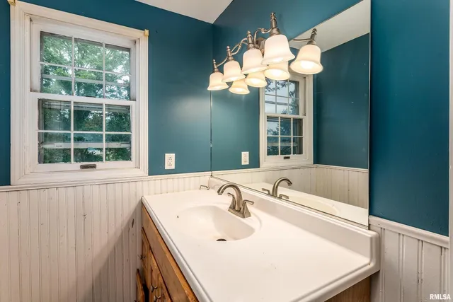 $269,900 | 3000 West Kent Drive, Carbondale, IL 62901