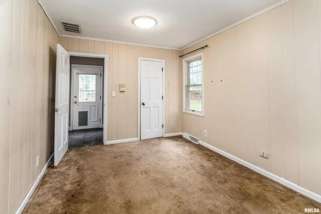 $269,900 | 3000 West Kent Drive, Carbondale, IL 62901