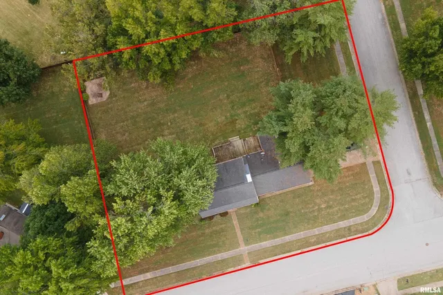 $269,900 | 3000 West Kent Drive, Carbondale, IL 62901