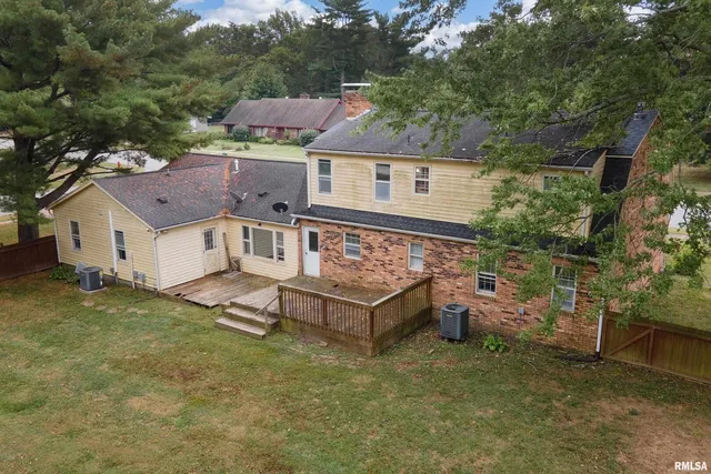 $269,900 | 3000 West Kent Drive, Carbondale, IL 62901