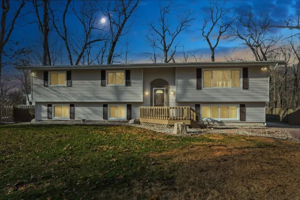 $300,000 | 25600 Merle Street, Edwardsburg, MI 49112