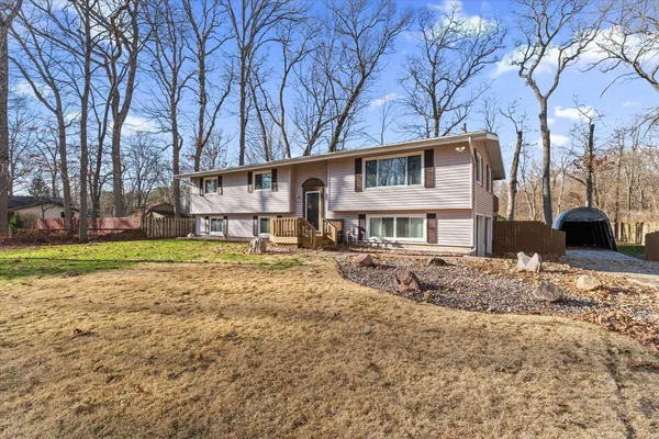 $300,000 | 25600 Merle Street, Edwardsburg, MI 49112