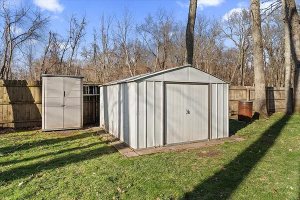 $300,000 | 25600 Merle Street, Edwardsburg, MI 49112