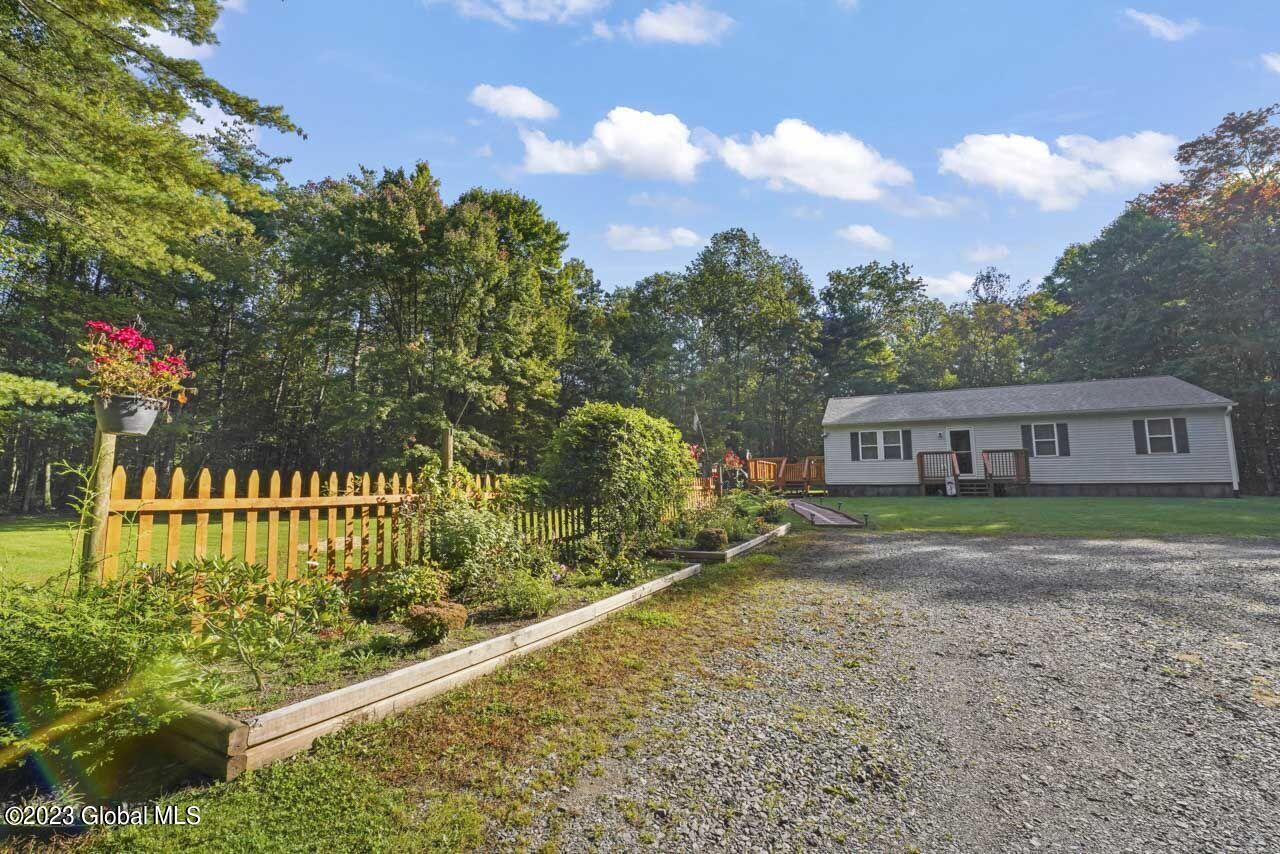 246 Ruggles Road Saratoga Springs, NY 12866 - Photo 33 of 45 93_DSC00817