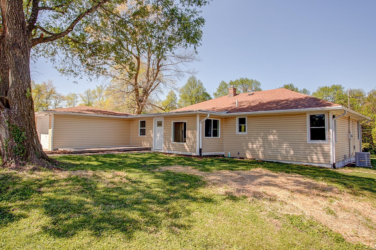 3812 Highland Road Fairview Heights, IL 62208 - Photo 30 of 36 Gallery Image 30