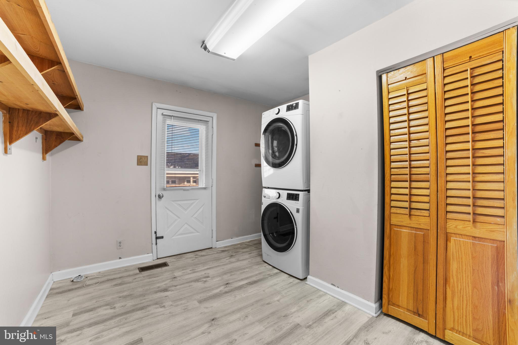 319 South Coles Avenue Maple Shade, NJ 08052 - Photo 20 of 23 a view of a hallway with washer and dryer