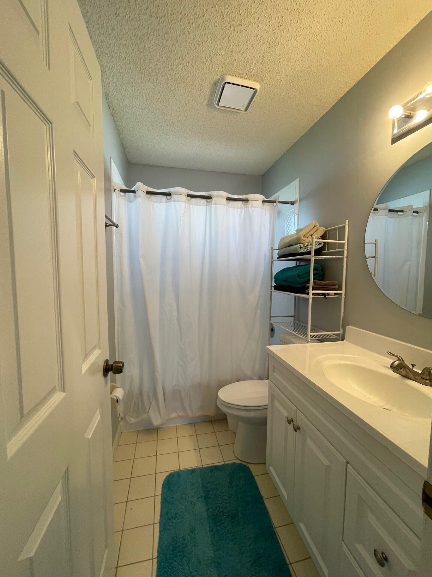 4422 Southeast Satinleaf Place Stuart, FL 34997 - Photo 13 of 16 Guest bathroom