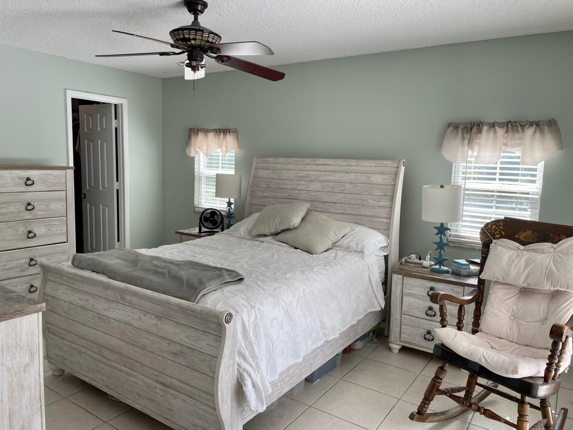 4422 Southeast Satinleaf Place Stuart, FL 34997 - Photo 8 of 16 4422 main bedroom