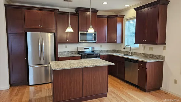 $3,095 | 304 Canter Court, Goshen, NY 10924