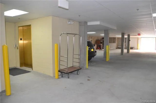 a view of entryway with a front door