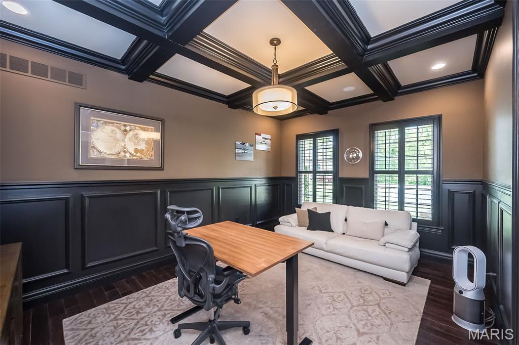 21 Lynnbrook Road St. Louis, MO 63131 - Photo 8 of 66 Gallery Image 8