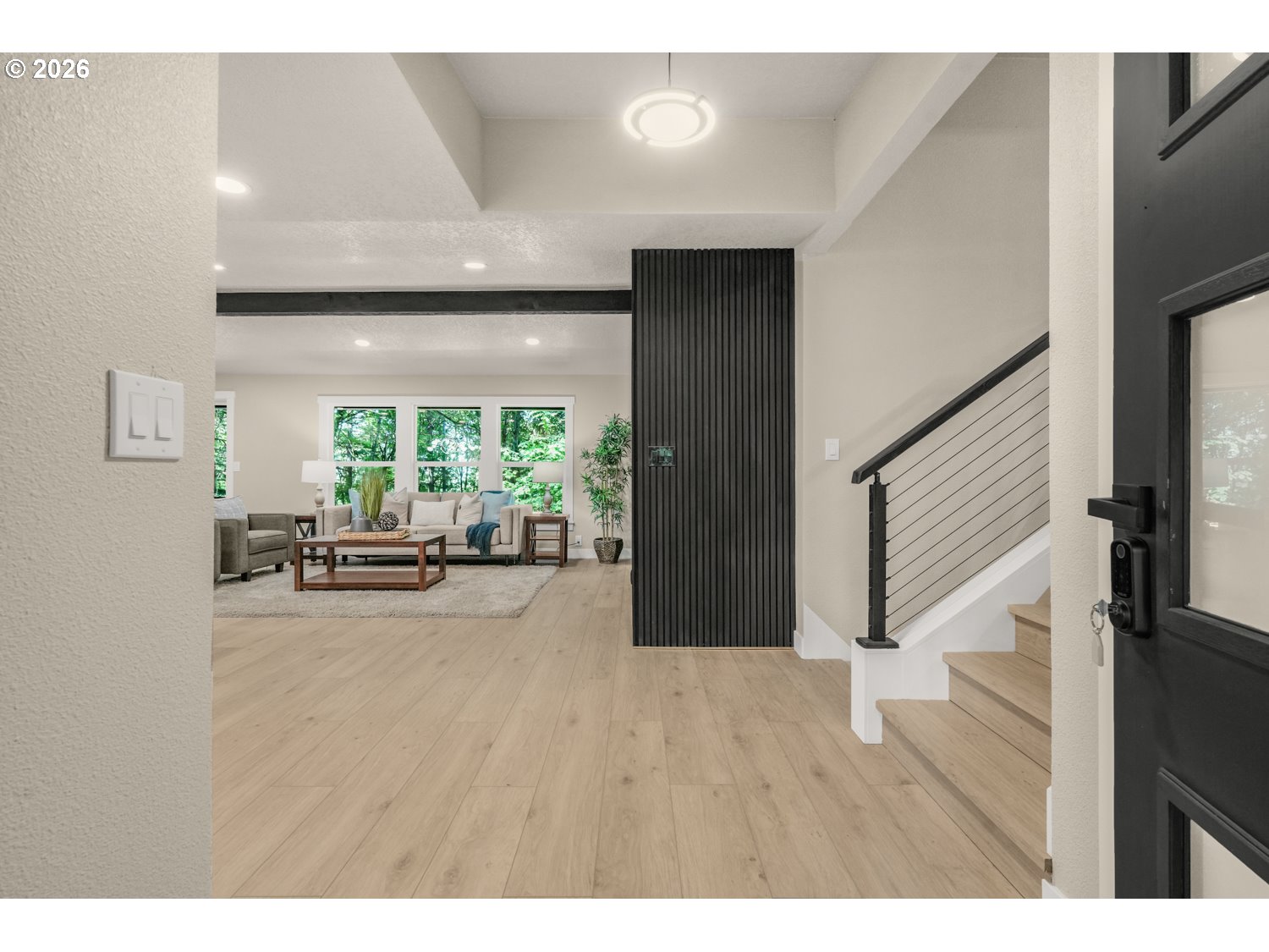 22420 South Parrot Creek Road Oregon City, OR 97045 - Photo 5 of 48 Entrance/Foyer