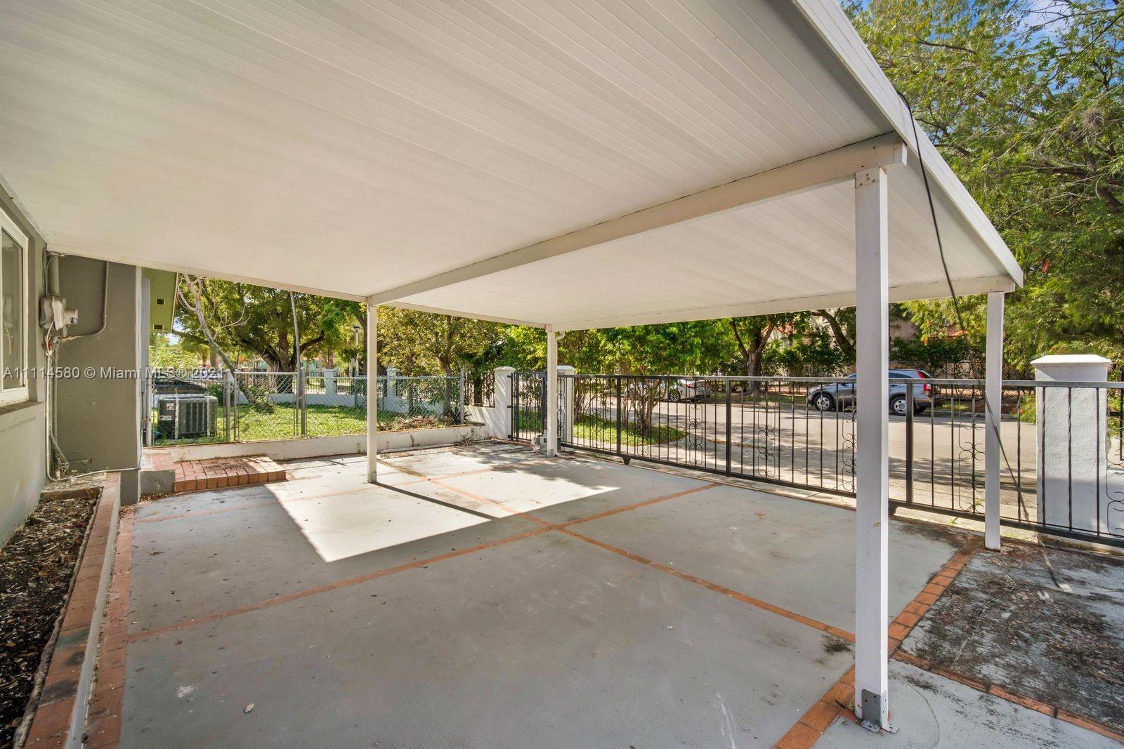 825 Southwest 28th Road Miami, FL 33129 - Photo 39 of 40