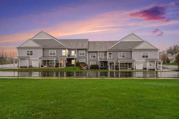 $309,900 | 3519 Crystal River Street Southwest, Wyoming, MI 49418