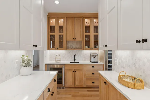 $2,489,000 | 550 Orono Orchard Road South, Orono, MN 55391