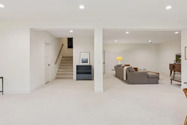 $2,489,000 | 550 Orono Orchard Road South, Orono, MN 55391