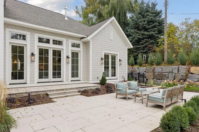 $2,489,000 | 550 Orono Orchard Road South, Orono, MN 55391