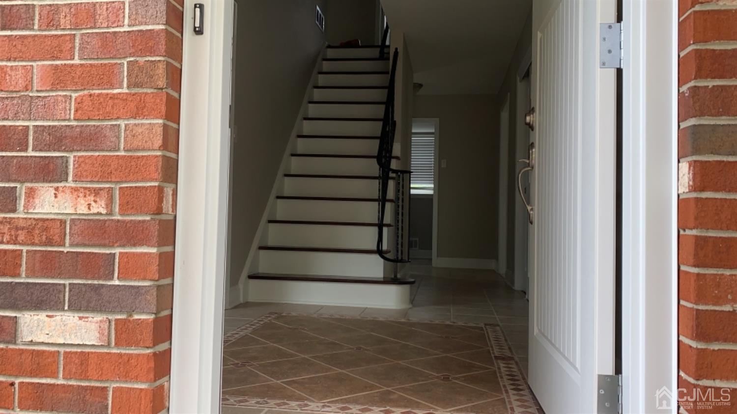 52 Buck Road East Brunswick, NJ 08816 - Photo 14 of 34 Gallery Image 14