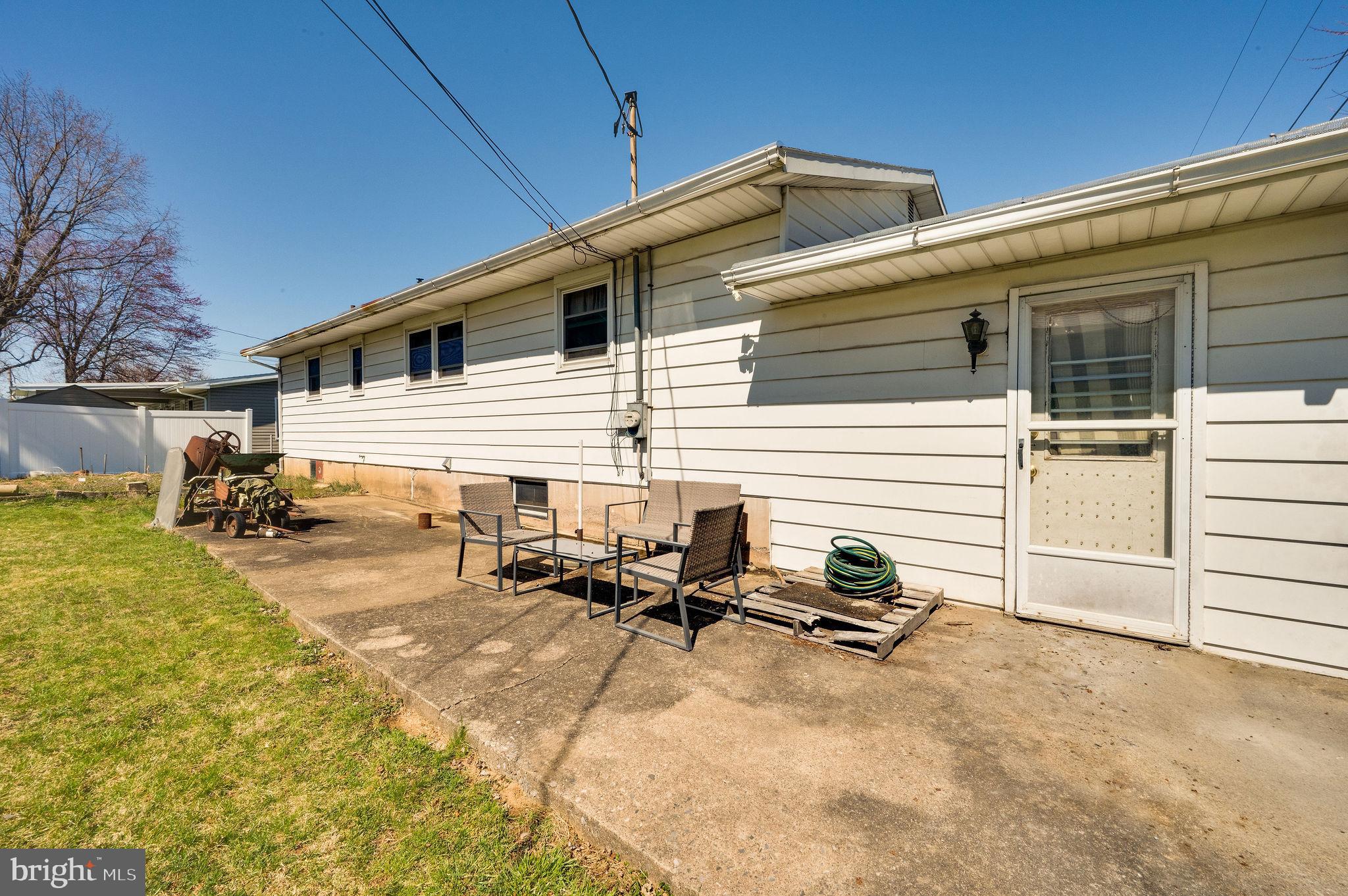 1957 Bathgate Road Bethlehem, PA 18018 - Photo 27 of 31