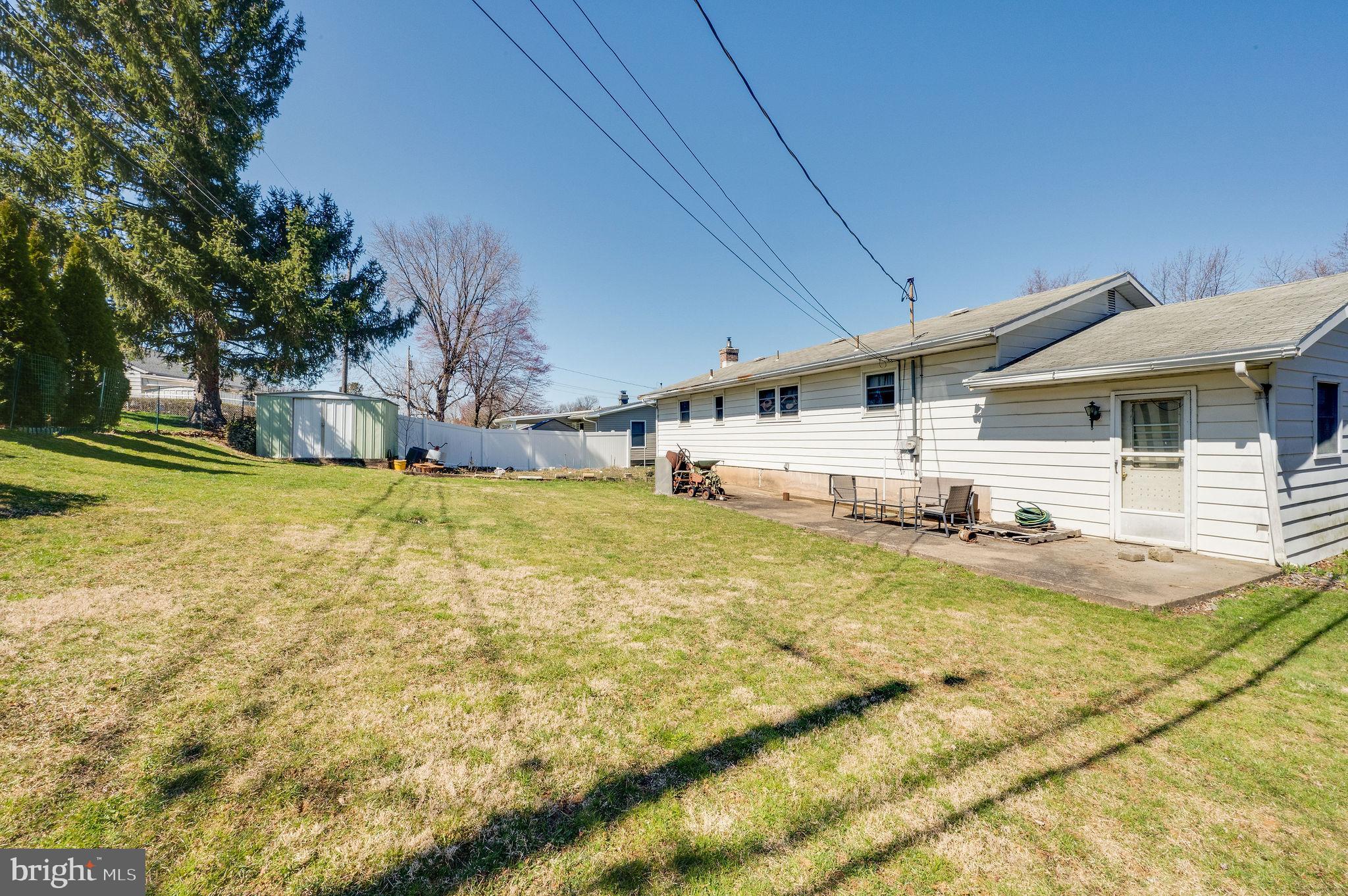 1957 Bathgate Road Bethlehem, PA 18018 - Photo 30 of 31