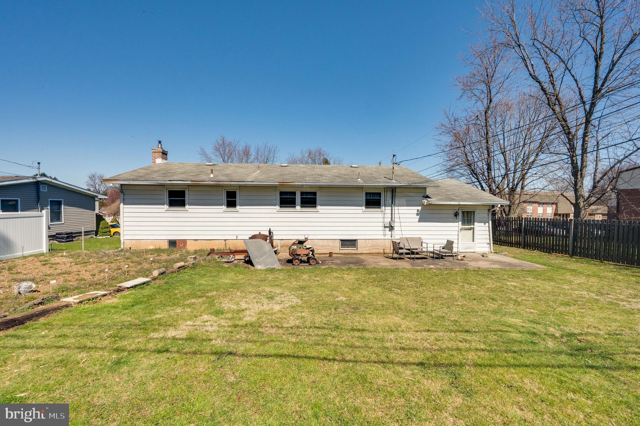 1957 Bathgate Road Bethlehem, PA 18018 - Photo 31 of 31