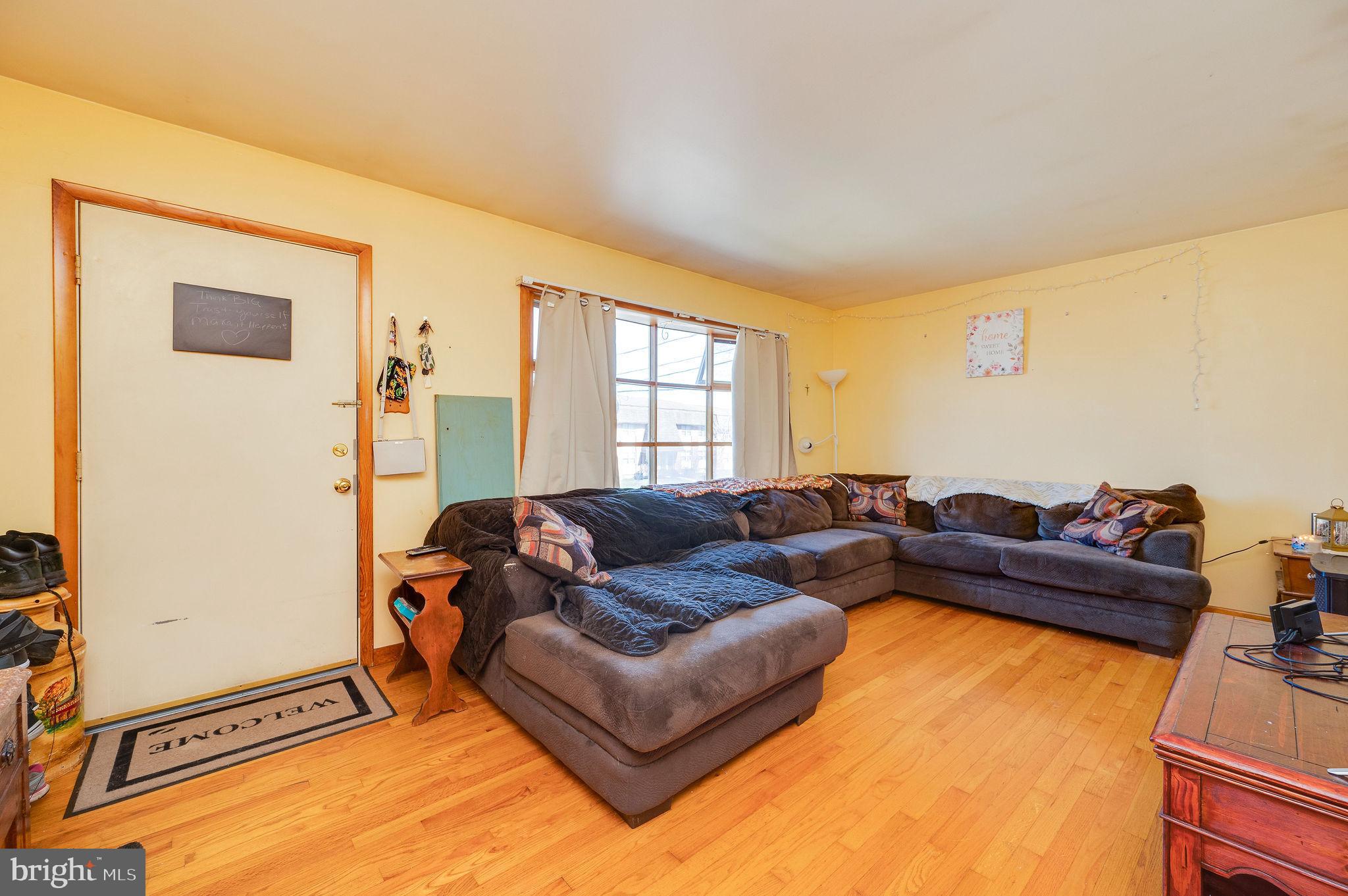 1957 Bathgate Road Bethlehem, PA 18018 - Photo 7 of 31