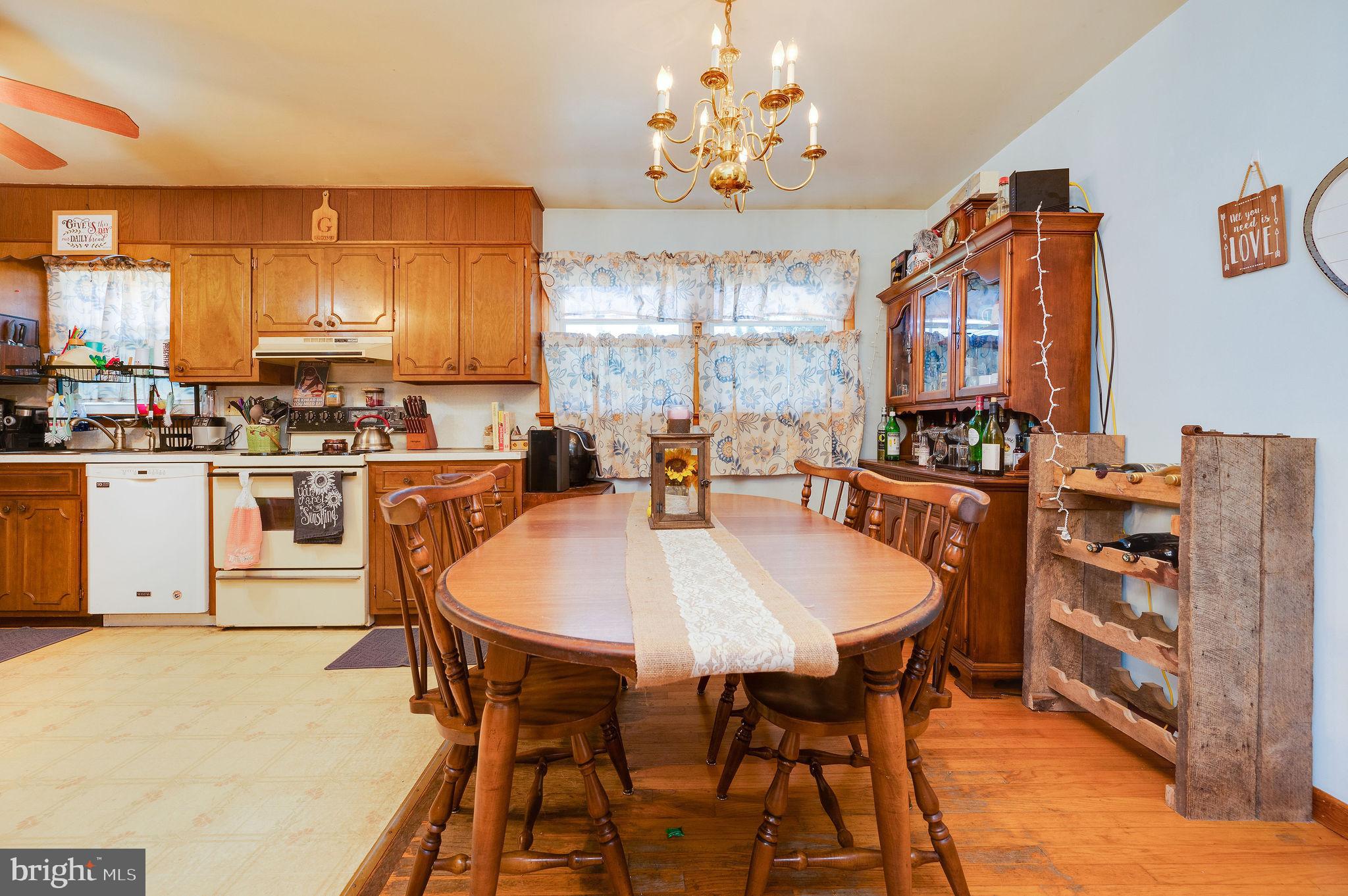 1957 Bathgate Road Bethlehem, PA 18018 - Photo 9 of 31