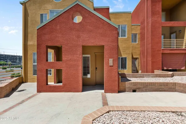 $395,000 | 154 West 5th Street, Unit 246, Tempe, AZ 85281