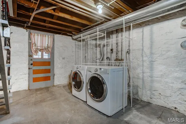 $249,999 | 5907 Leona Street, St. Louis, MO 63116