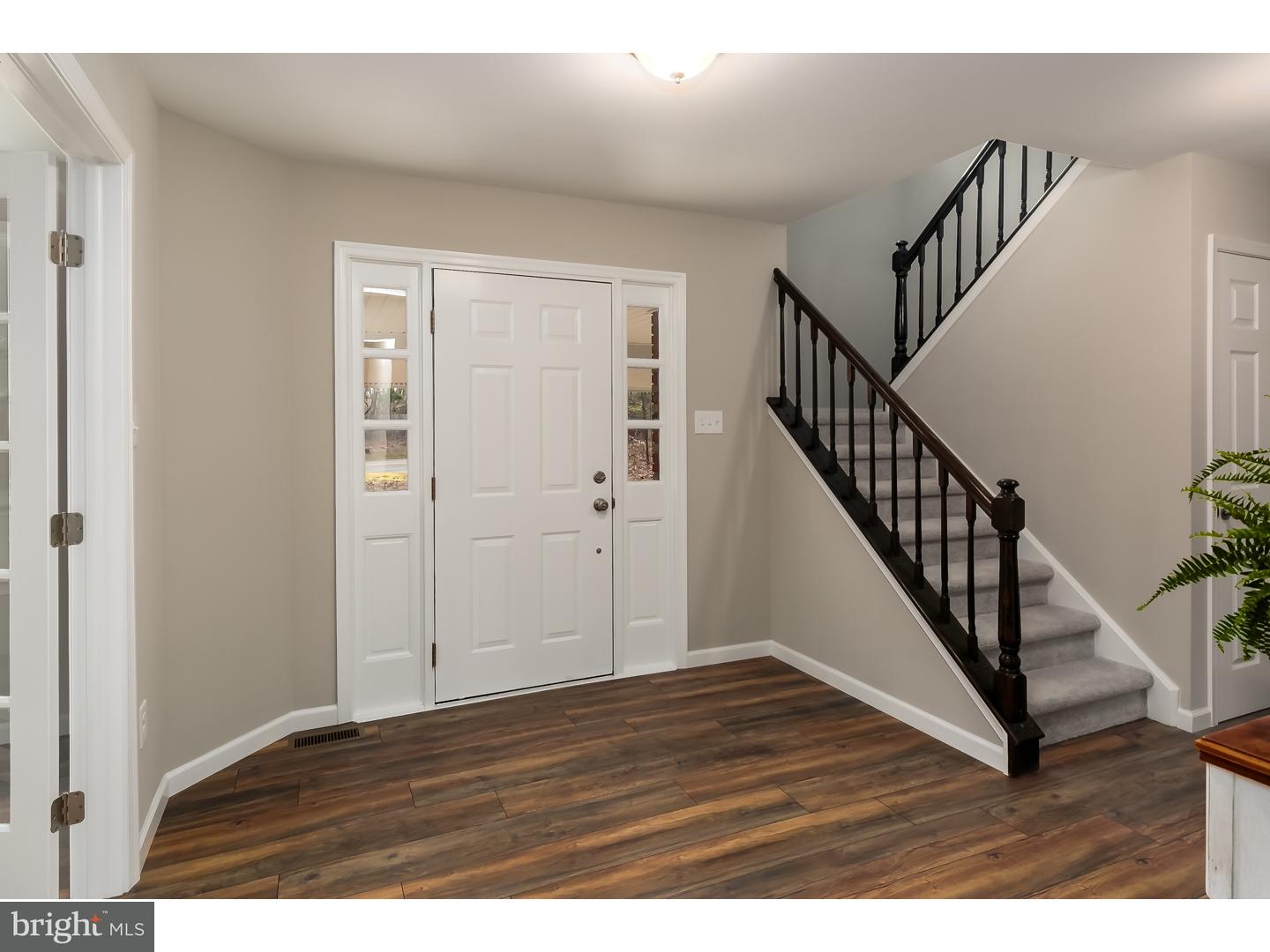 270 Tuckerton Road Medford, NJ 08055 - Photo 3 of 25 Gallery Image 3