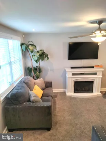 $222,500 | 6669 Church Lane, Upper Darby, PA 19082