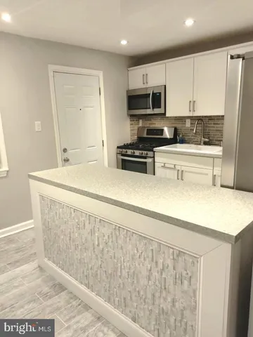 $222,500 | 6669 Church Lane, Upper Darby, PA 19082