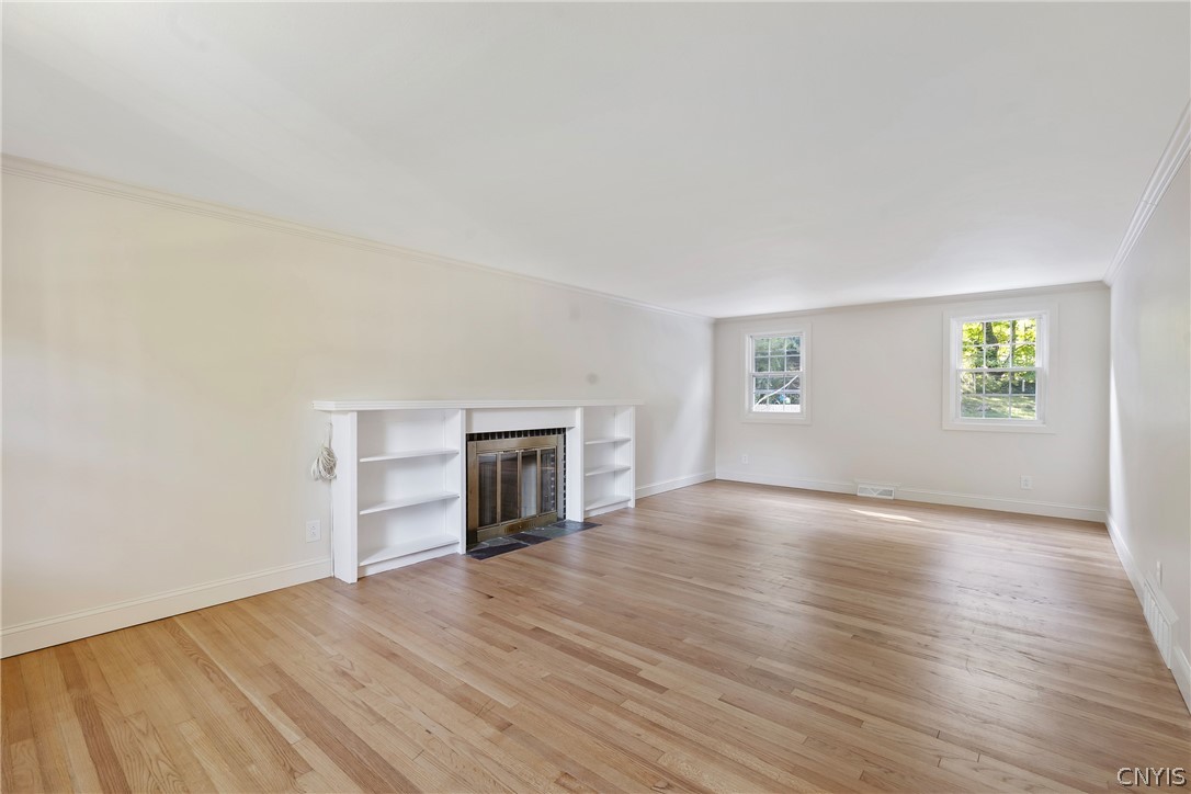 109 Old Powder Mill Road Manlius, NY 13066 - Photo 6 of 47 The shows how spacious the living room is