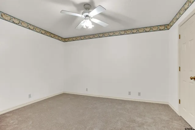 $299,000 | 149 Pecan Street, Frankston, TX 75763