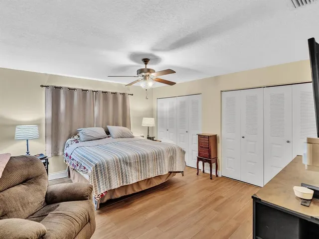 $395,000 | 6098 Stanley Lane, Delray Beach, FL 33484