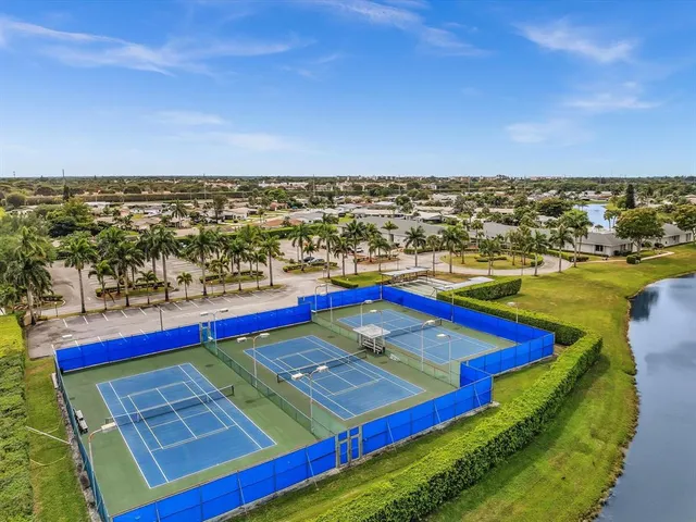 $395,000 | 6098 Stanley Lane, Delray Beach, FL 33484