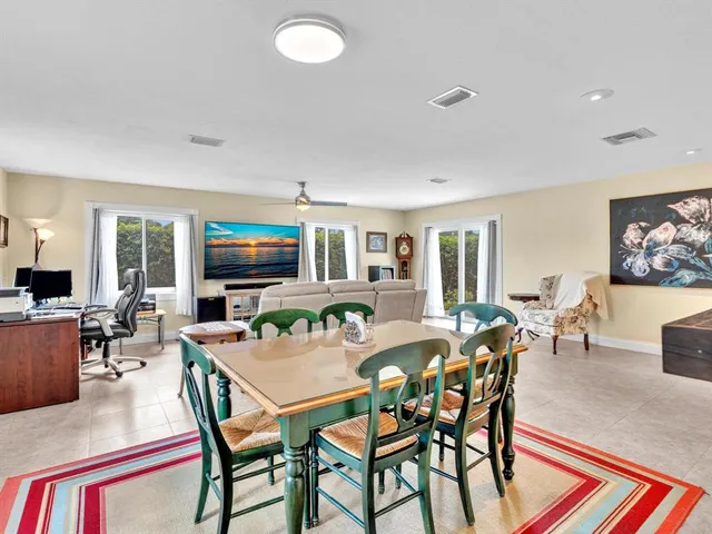 $395,000 | 6098 Stanley Lane, Delray Beach, FL 33484
