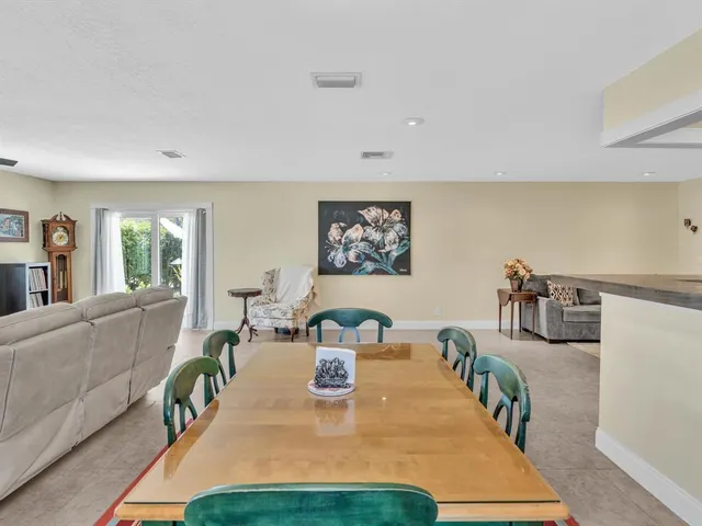 $395,000 | 6098 Stanley Lane, Delray Beach, FL 33484