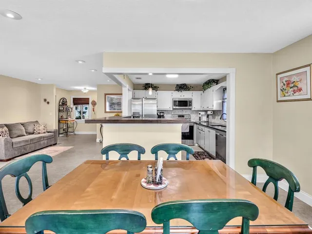 $395,000 | 6098 Stanley Lane, Delray Beach, FL 33484