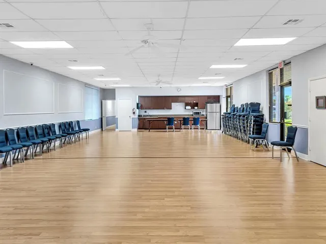 $395,000 | 6098 Stanley Lane, Delray Beach, FL 33484